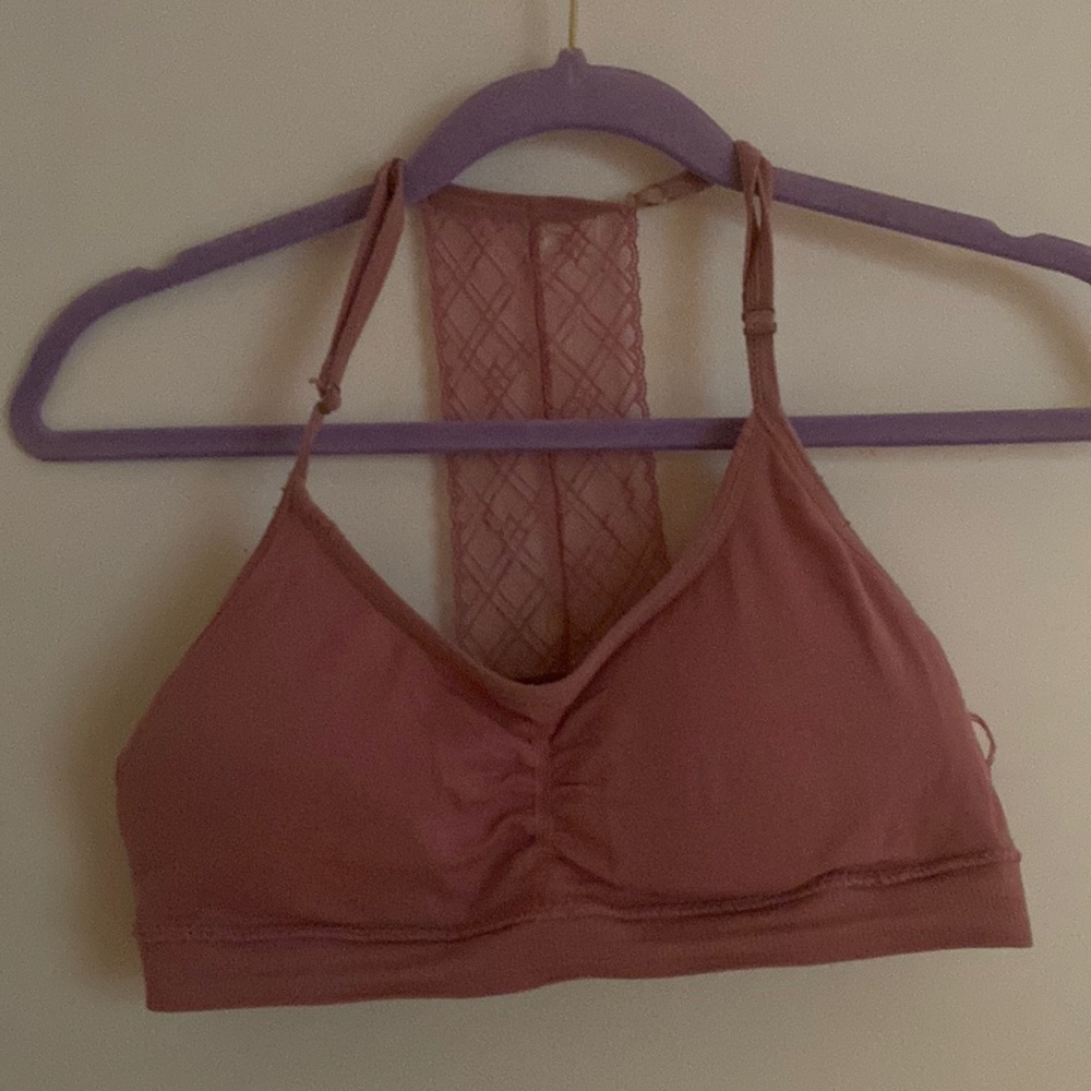 pink girls training/athletic bra/top